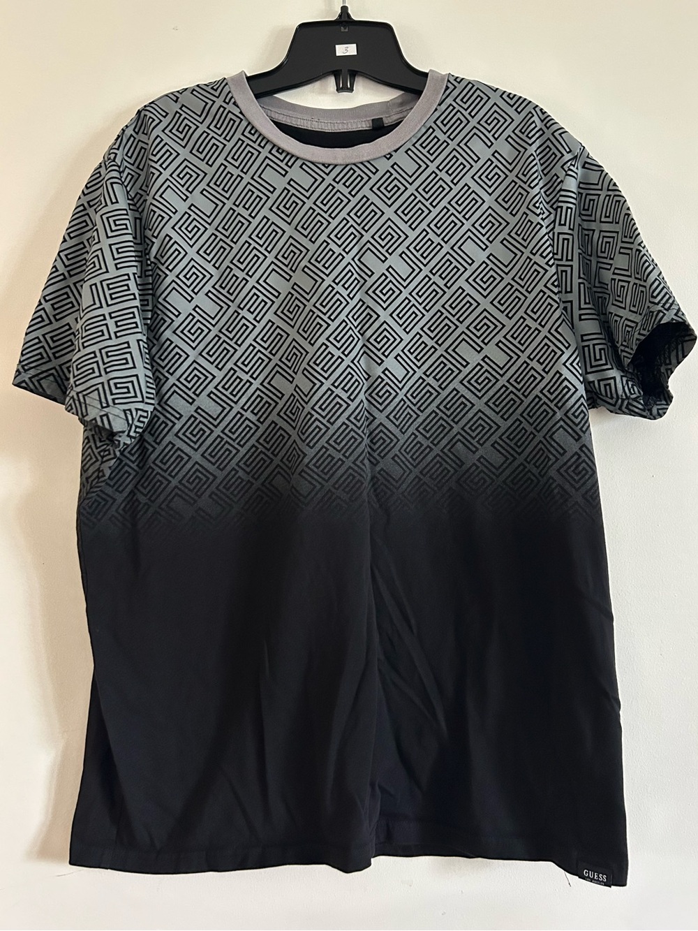 Guess Black & Gray Geometric Fade Short Sleeve Tee Men’s Size L